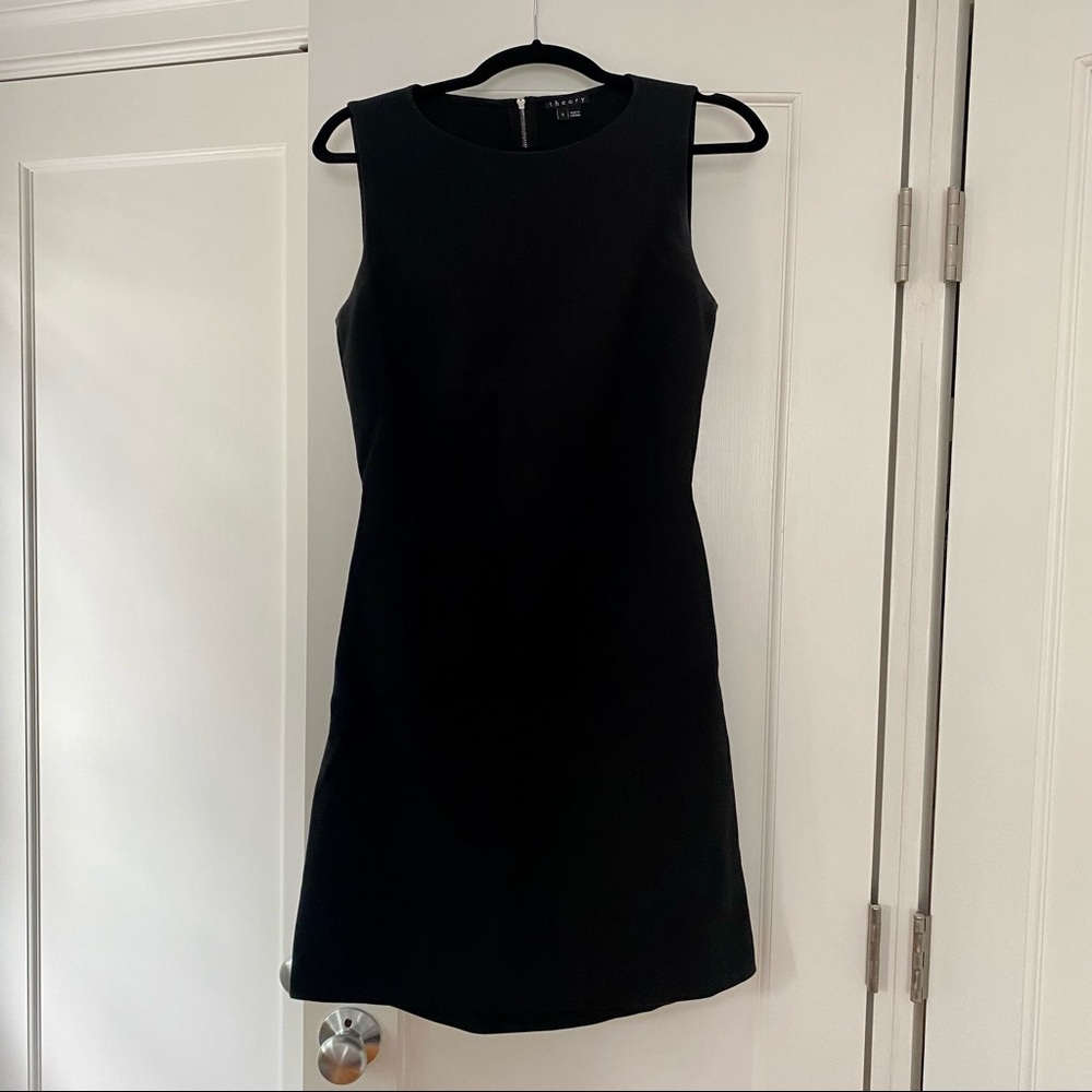 Theory sleeveless black dress (size 6)